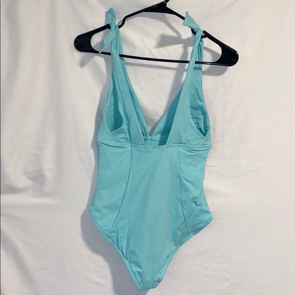 L*Space Isabelle One Piece Swimsuit Sz 8 - Picture 5 of 10